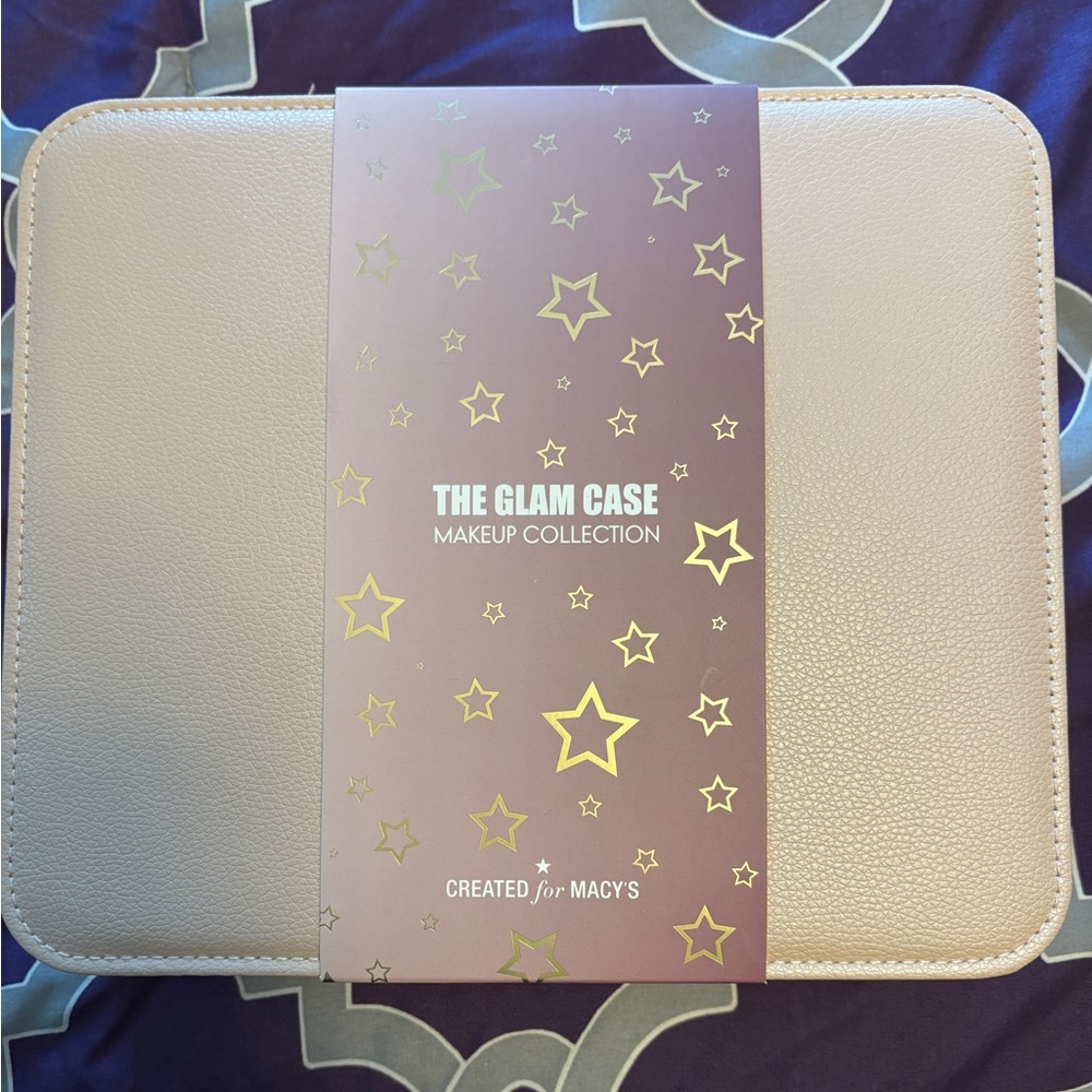 Macy's Glam Case Makeup Collection - Cream